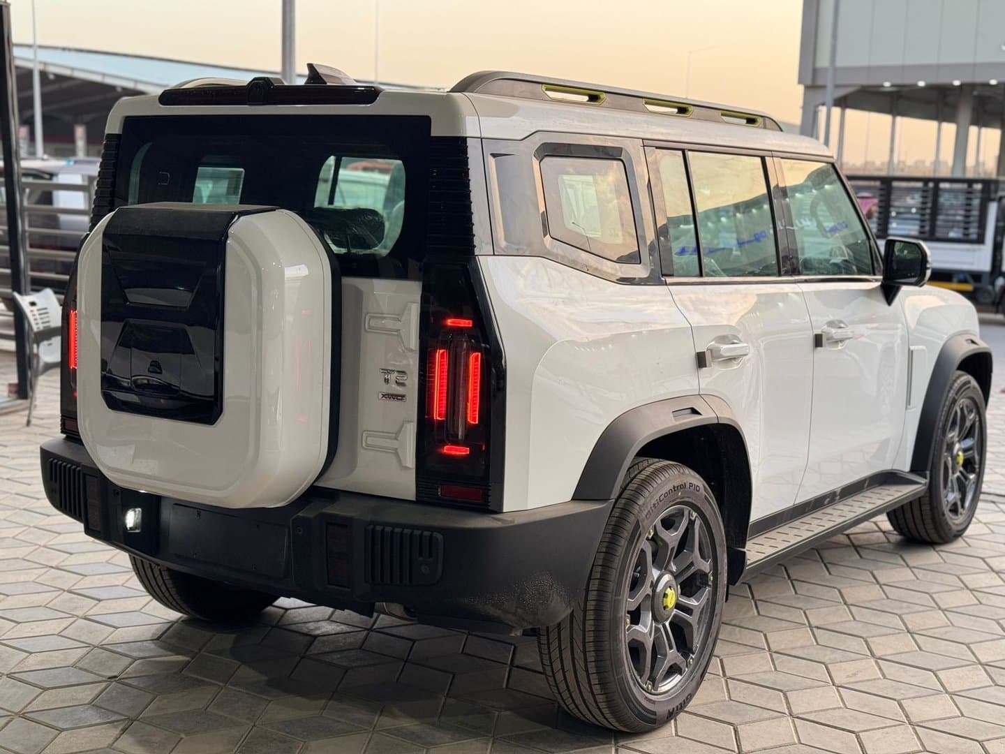 Jetour T2 Luxury Edition 2025 thumbnail 2